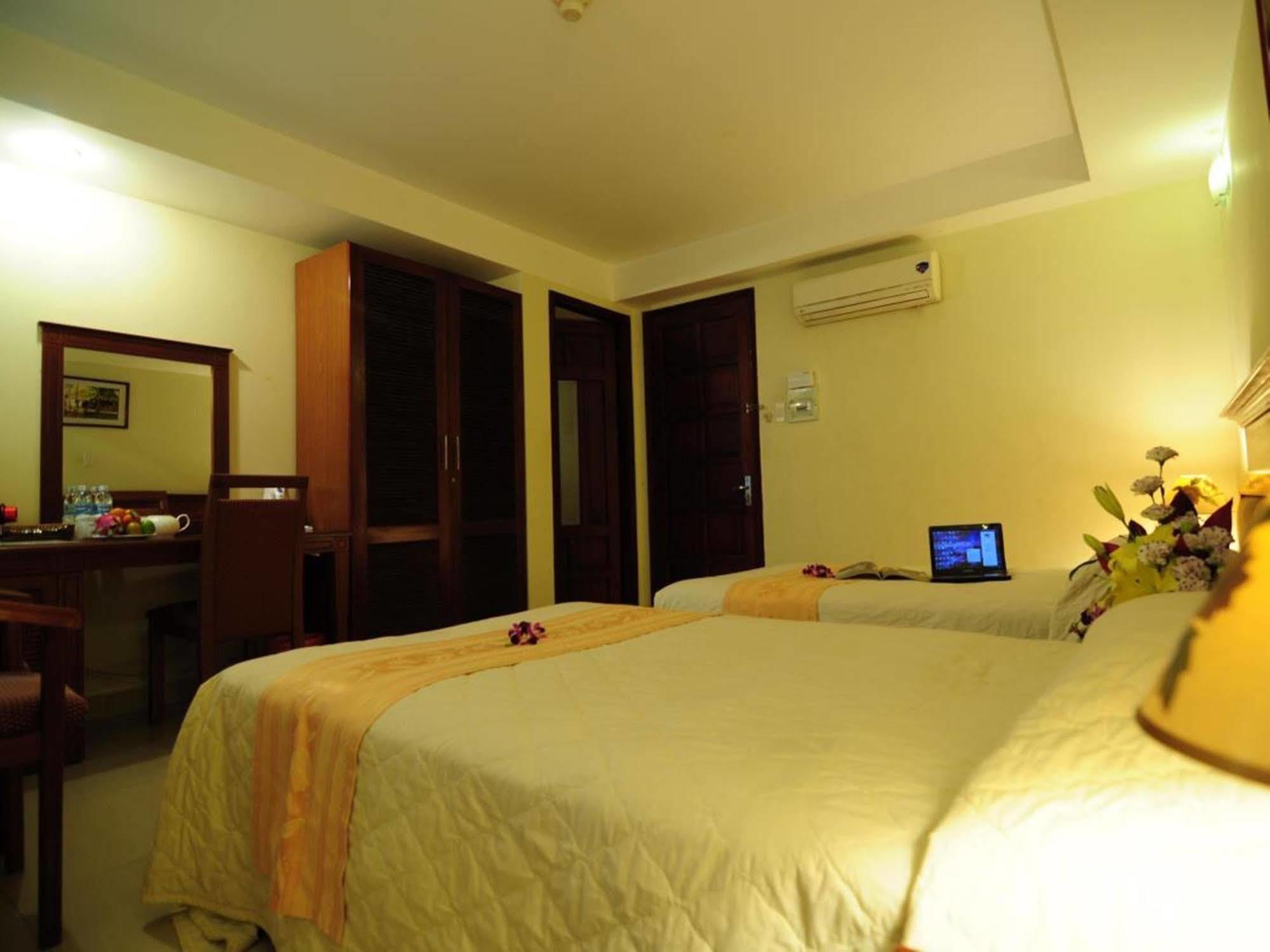 Khach San Phuoc Loc Tho 2 - 福禄寿 3* TP. Hồ Chí Minh